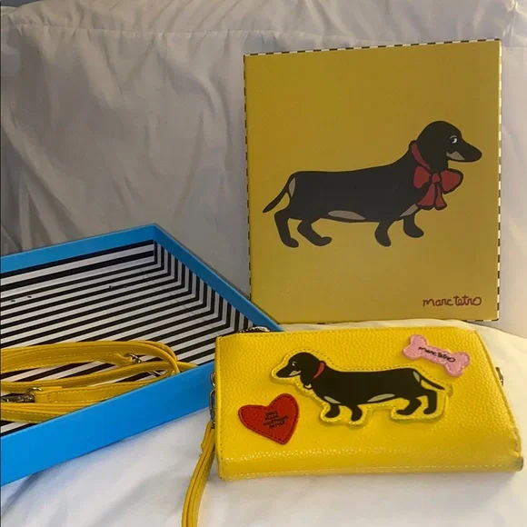 Marc retro Yellow Dachshund Dog Wallet - Picture 1 of 5